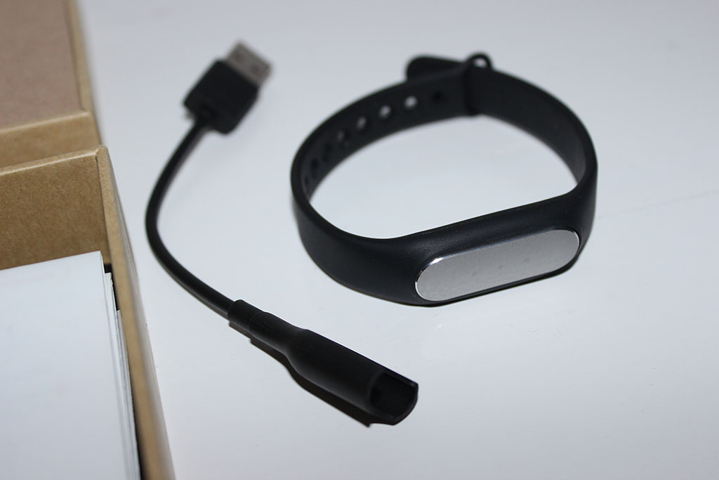 Bracelet connecté Mi-Band Xiaomi USB